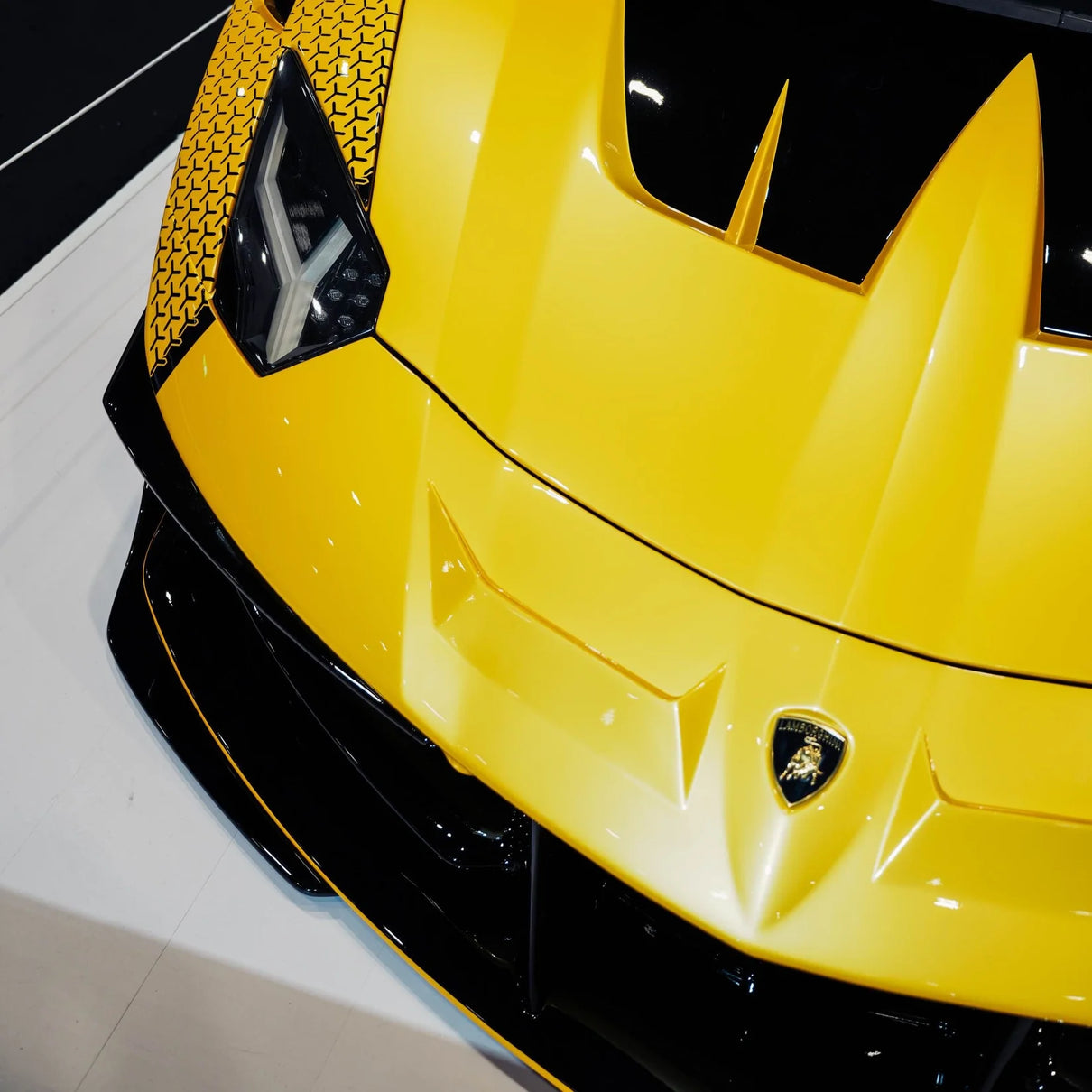 GLOSS PEARL YELLOW