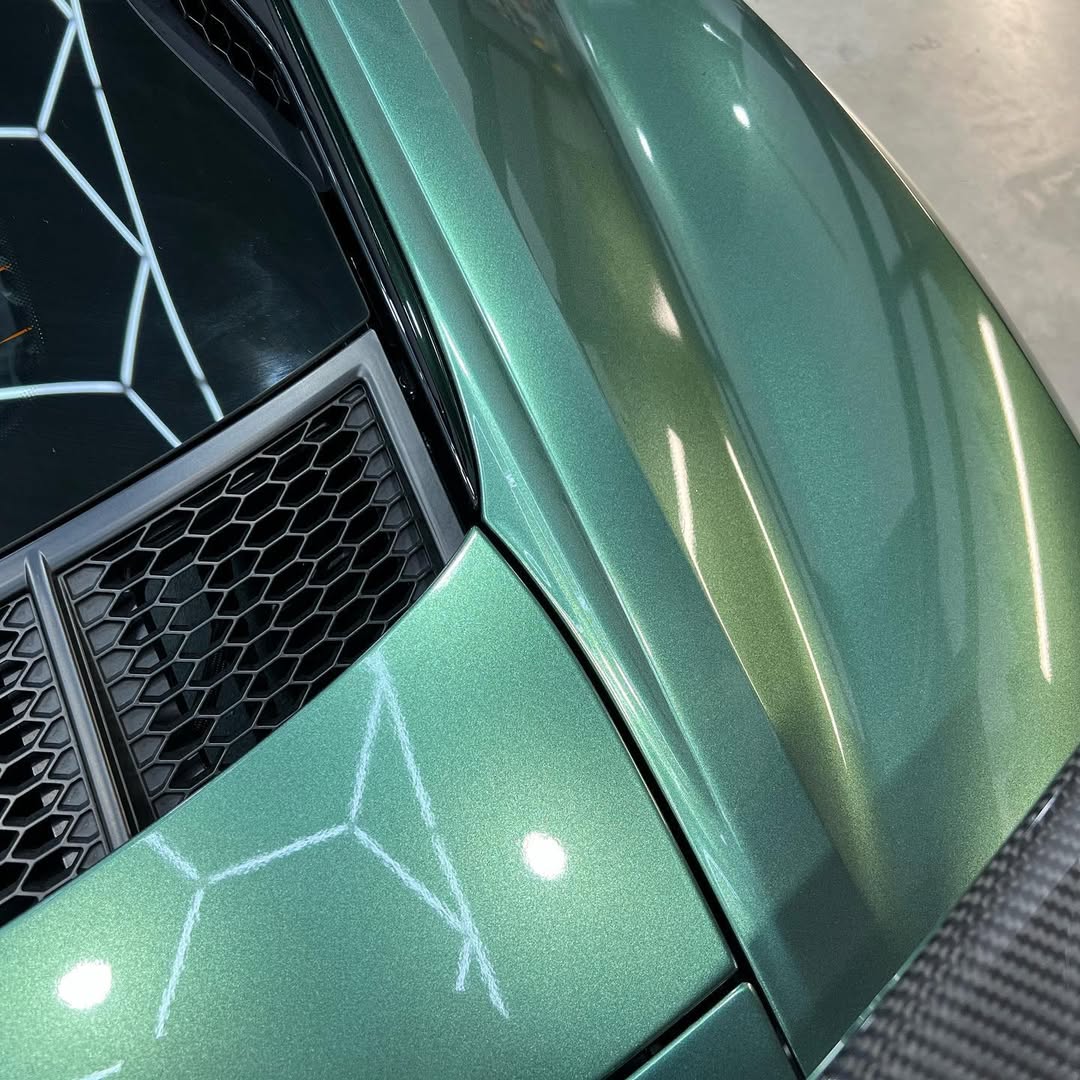 METALLIC RACING GREEN