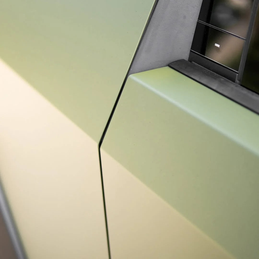 FROZEN MATTE ARMY GREEN