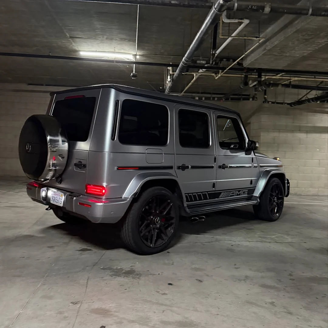 FROZEN SATIN METALLIC SILVER