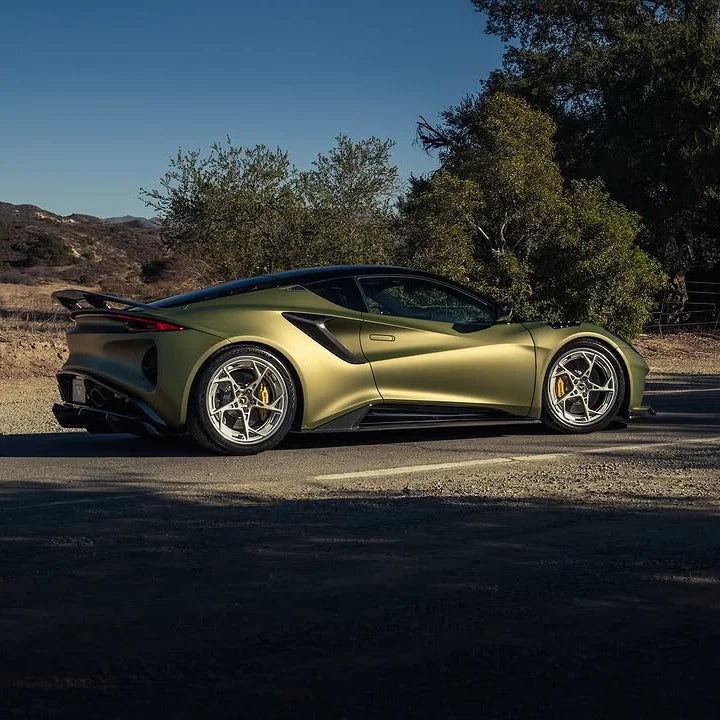 FROZEN MATTE LIQUID METALLIC TITANIUM GREEN