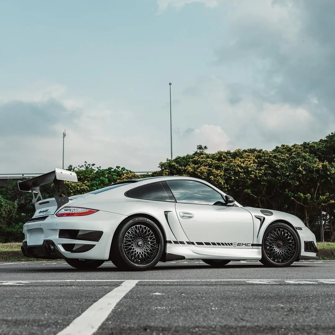 MOON WHITE PEARL