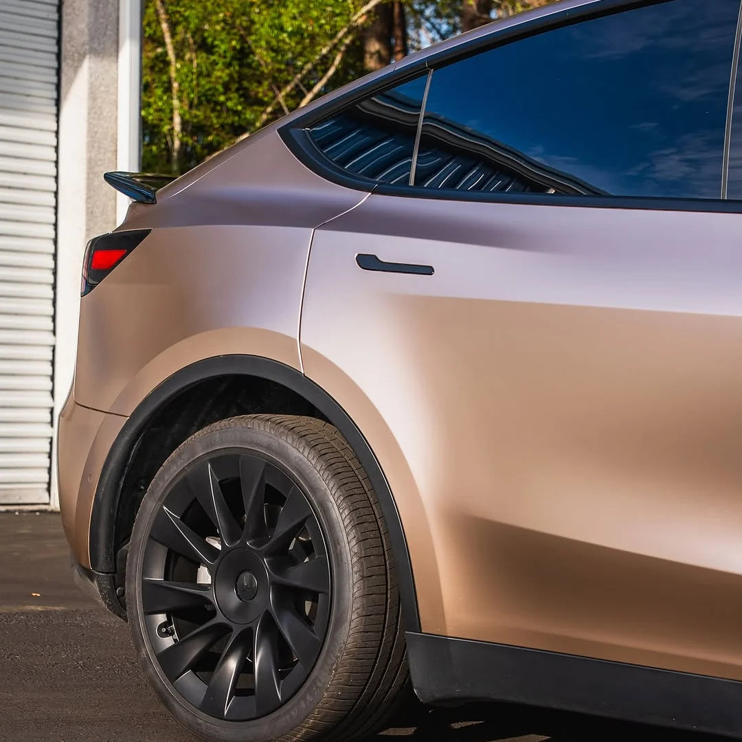 FROZEN SATIN LIQUID METALLIC CHAMPAGNE