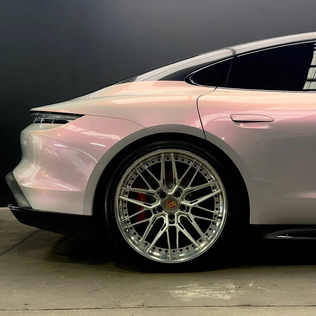 GLOSS IRIDESCENT REDSTONE GREY