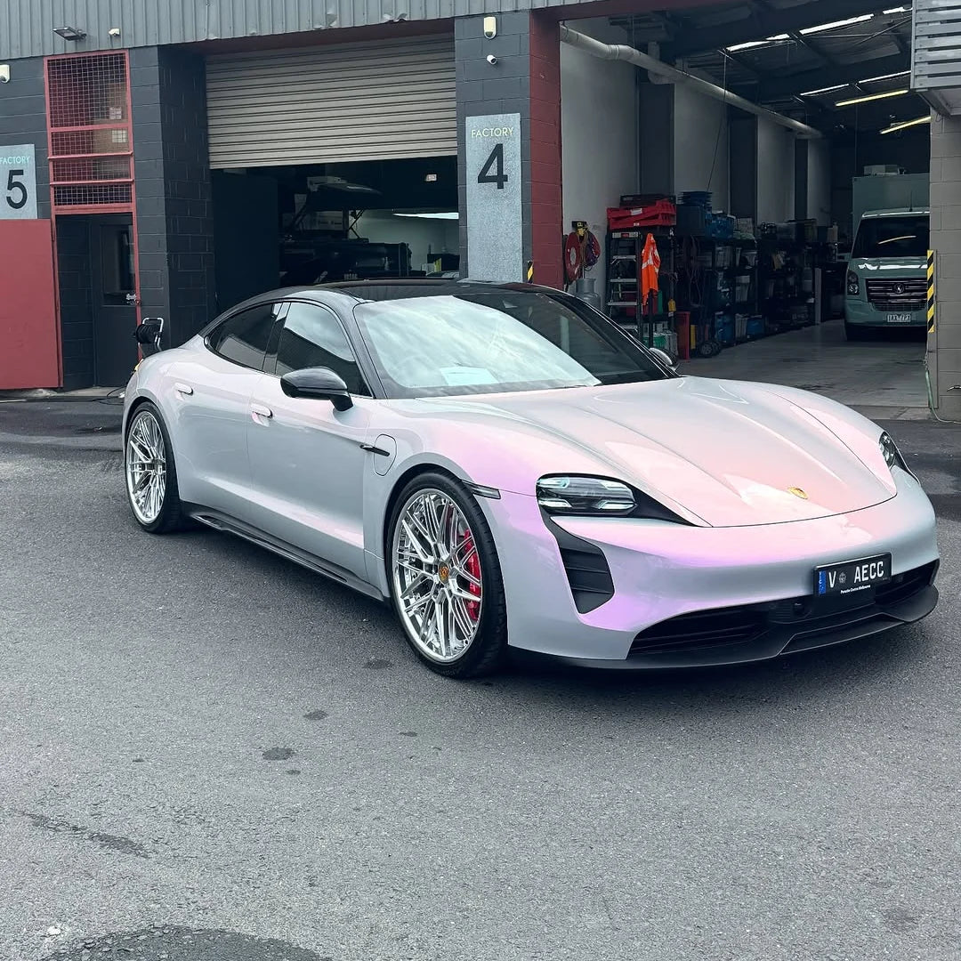 GLOSS IRIDESCENT REDSTONE GREY