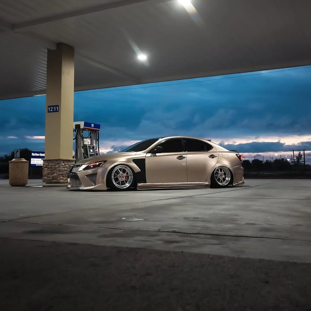 LIQUID METALLIC CHAMPAGNE