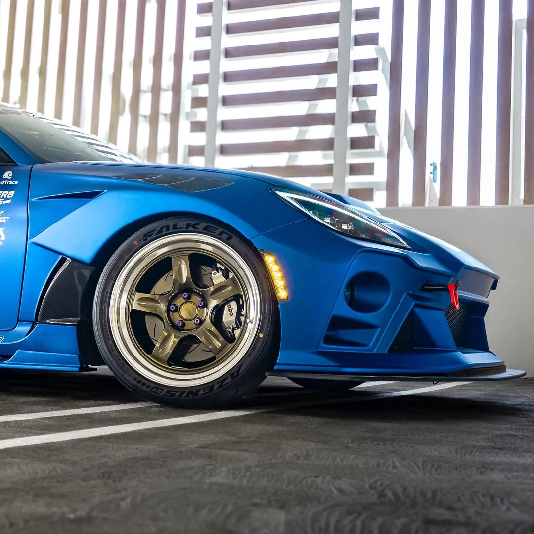 SATIN LIQUID METALLIC AZURE BLUE