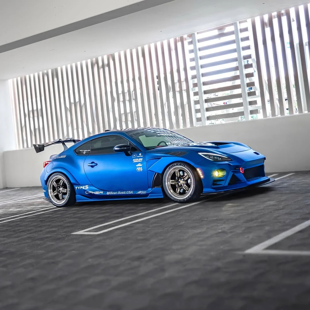 SATIN LIQUID METALLIC AZURE BLUE