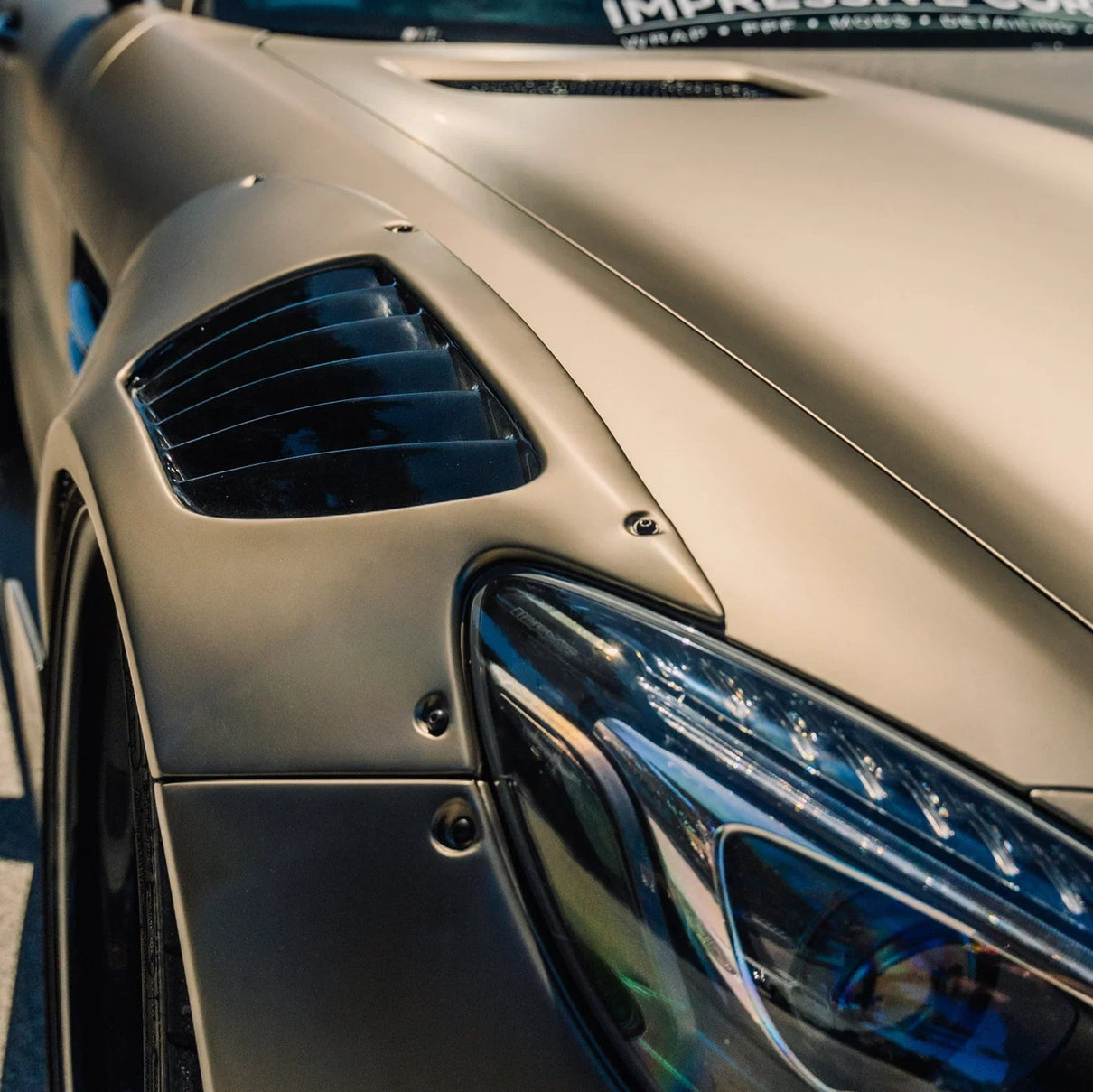 SATIN LIQUID METALLIC TITANIUM