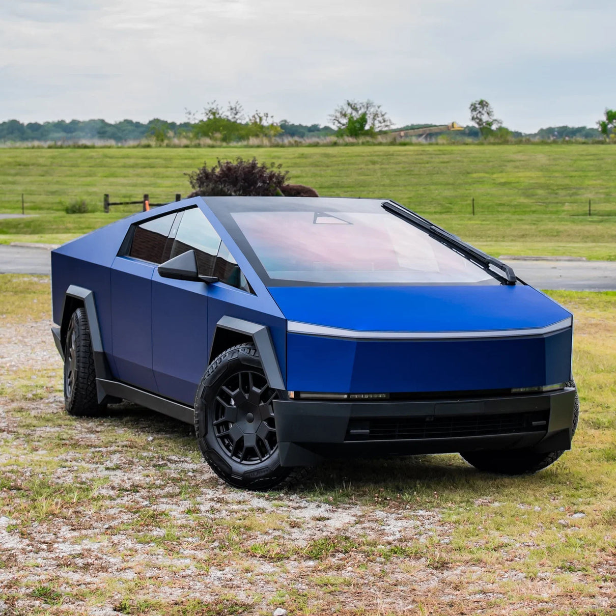 SATIN LIQUID METALLIC AZURE BLUE