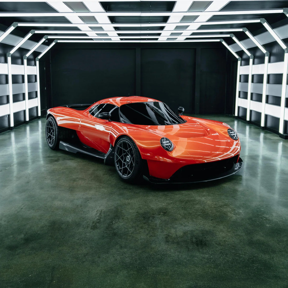 GLOSS SOLAR FLAME