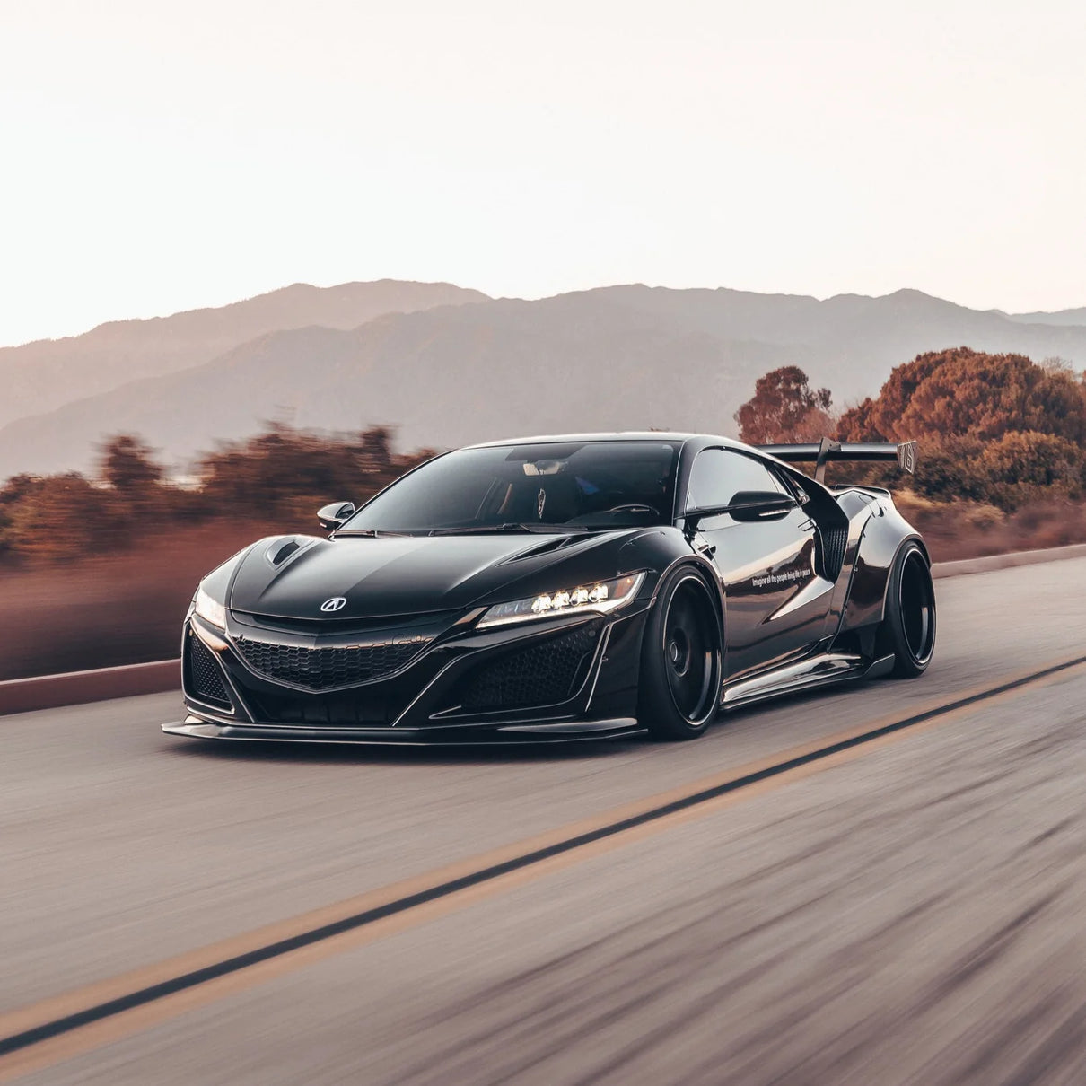 METALLIC BLACK