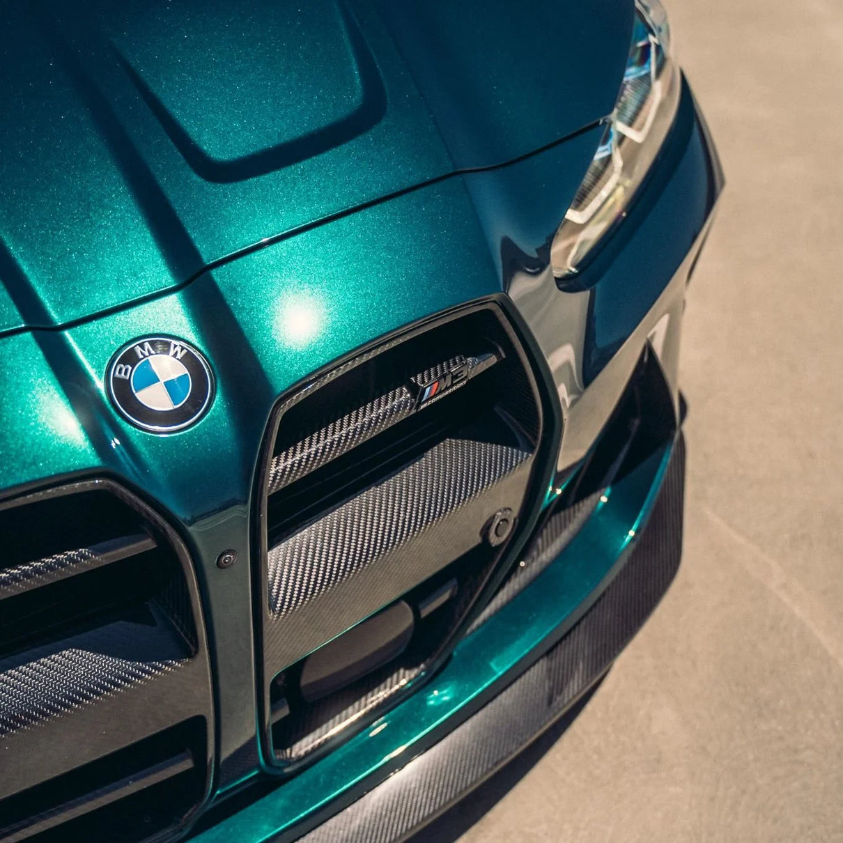 METALLIC EMERALD GREEN