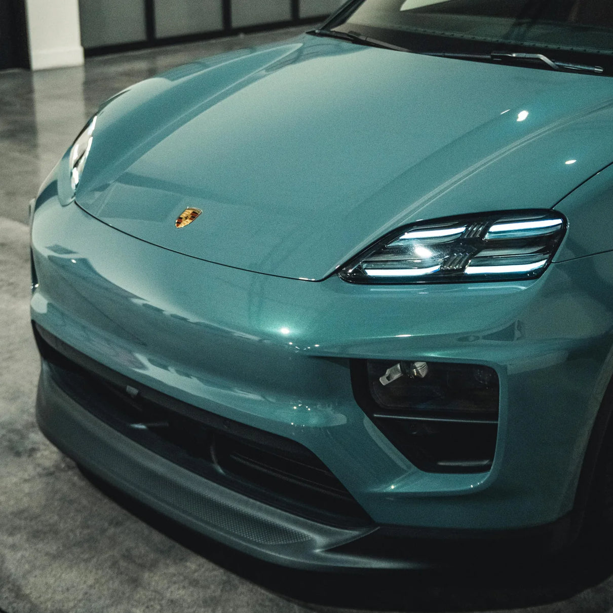 GLOSS METALLIC SAGE GREEN