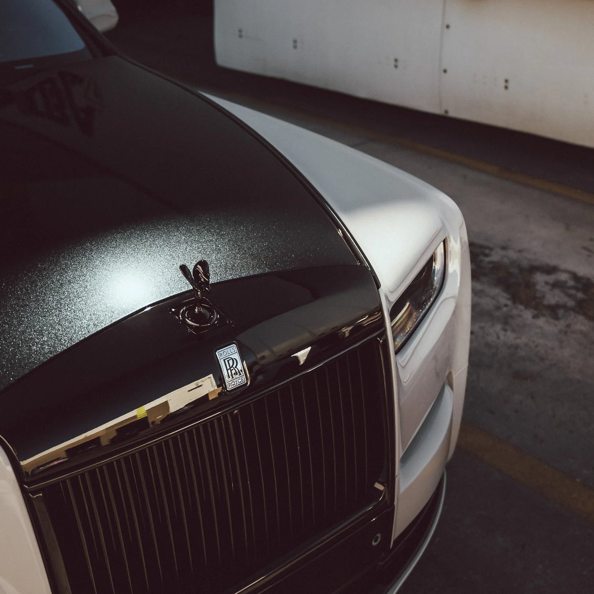 METALLIC PERFECT BLACK