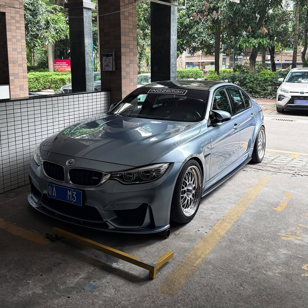 METALLIC LIQUID CHROME SILVER