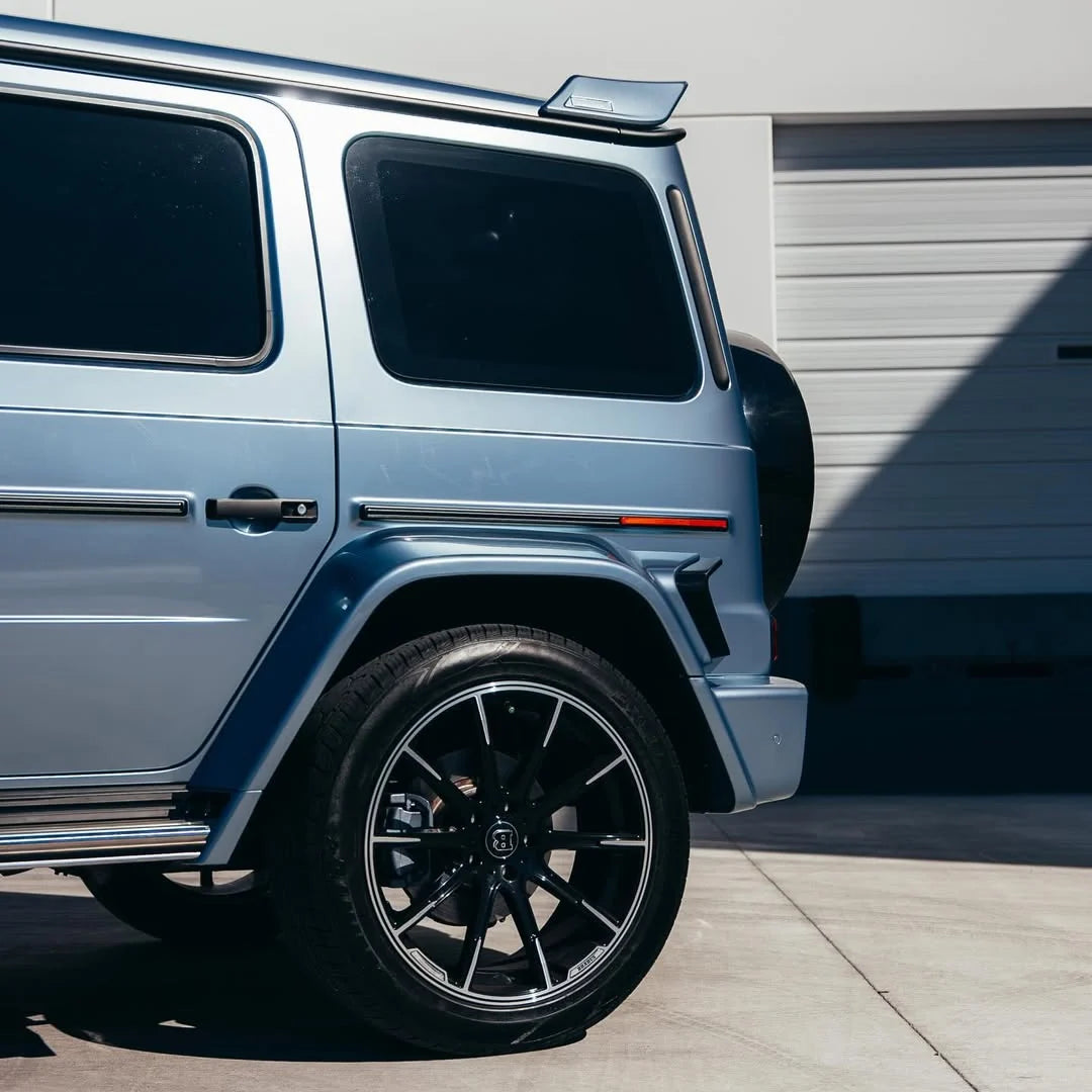 METALLIC LIQUID CHROME SILVER