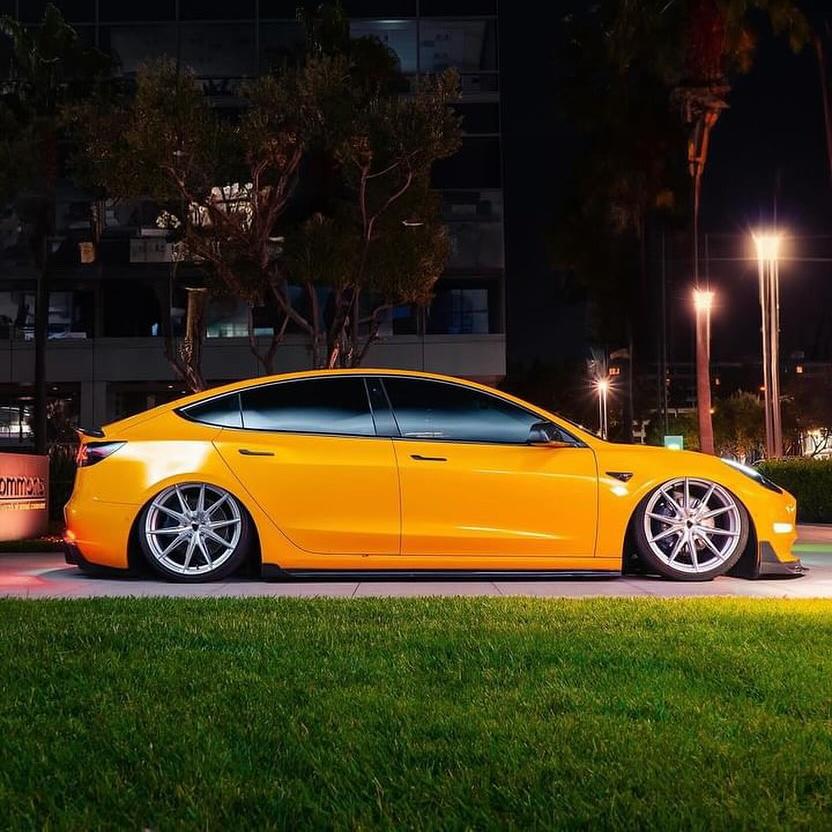 METALLIC DANDELION YELLOW