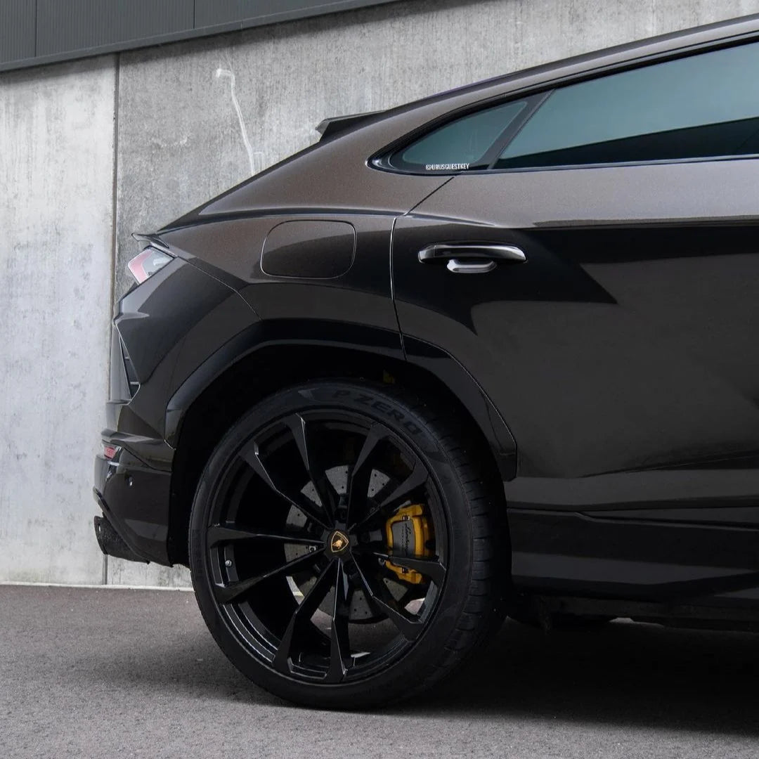 METALLIC BLACK