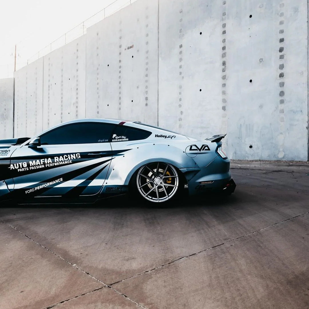 METALLIC LIQUID CHROME SILVER
