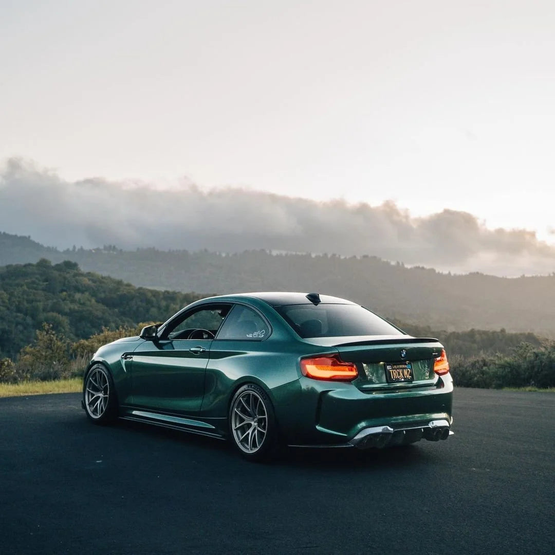 METALLIC RACING GREEN
