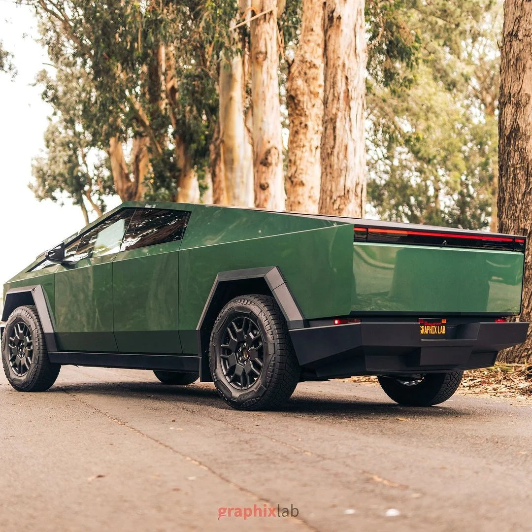 METALLIC RACING GREEN