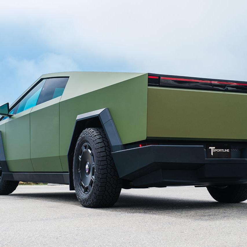 FROZEN MATTE LIQUID METALLIC TITANIUM GREEN