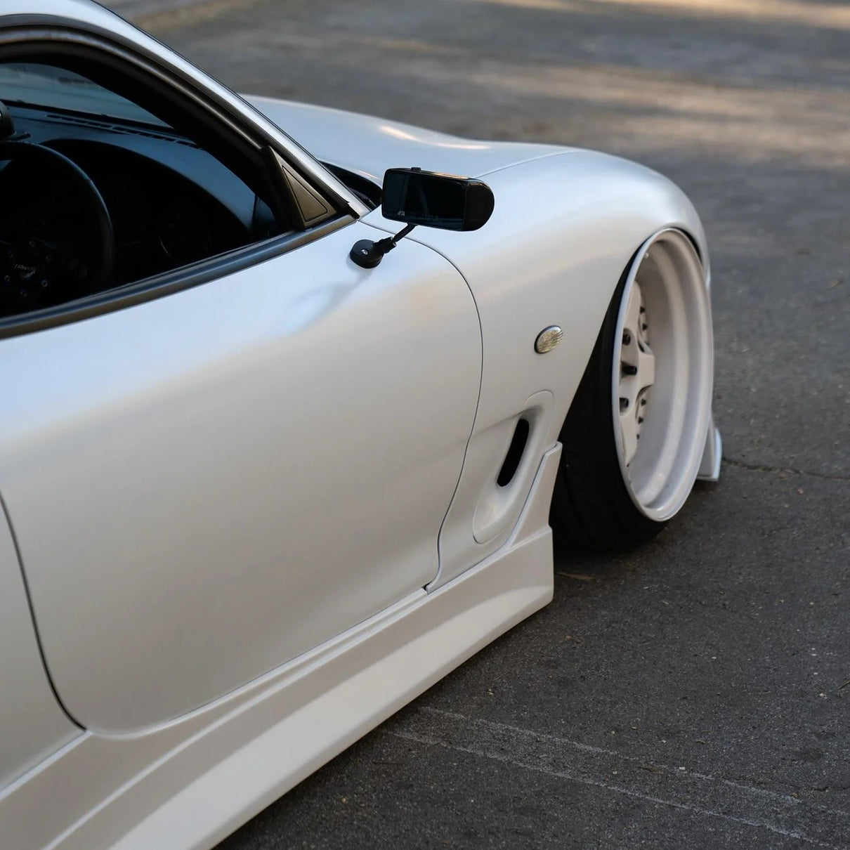 FROZEN SATIN WHITE